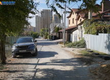 Островок частного сектора под боком элитных ЖК в центре Волгограда: как здесь живут