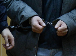 Под Волгоградом автослесарь угнал и сжег машину знакомого
