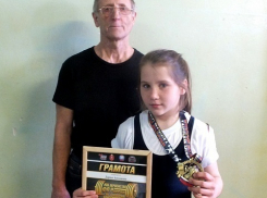 12-летняя волгоградка завоевала золото первенства России по пауэрлифтингу