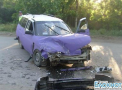 Под Волгоградом в аварии пострадала пассажирка маршрутки