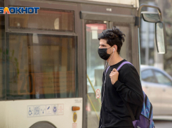 В Волгограде выпавший из автобуса пассажир травмировал голову