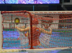 «Спартак-Волгоград» теряет свои позиции