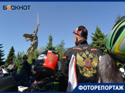 Волгоградский фотограф показал, как проходило открытие мотосезона-2019