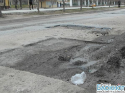 От телефонных жалоб на дороги в администрации Волгограда перегрелось оборудование