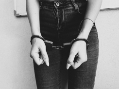 Волжанка убила подругу, вонзив нож в шею