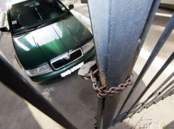 За чужие долги банк отобрал у жителя Волгограда только что купленный автомобиль