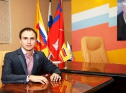 25-летний сын Олега Михеева собрался в Госдуму