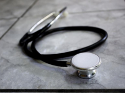 За больного COVID-19 ребенка в детском саду оштрафована медсестра