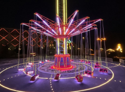 Новый тренд в развлечениях: в ЦПКиО Волгограда подключили светодиодную брусчатку