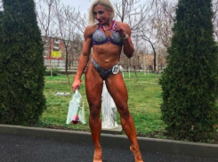 Волгоградка взяла серебро на открытом кубке «Юг России» по бодифитнесу