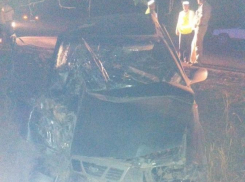 В Волгограде 17-летний подросток на Daewoo протаранил дерево