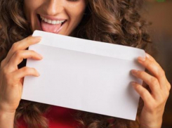 Мэрия Волгограда закупает тысячи почтовых конвертов для отписок