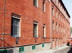 Михаила Музраева и Владимира Зубкова доставили на суд в Ростов-на-Дону