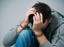 Заступившегося за друга подростка обвиняют в убийстве жителя хутора под Фролово