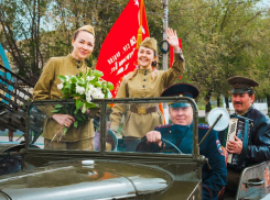 Волонтеры «ЕвроХим-ВолгаКалия» передали подарки ветеранам Котельниковского района