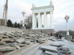 Волгоградская область живет за счет дотаций из Москвы