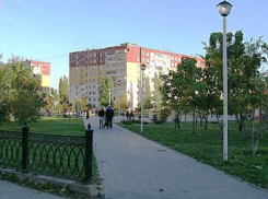 Парк-победитель конкурса благоустройства в Волгограде погряз в темноте