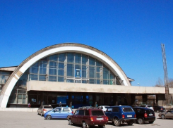 Подрядчик Центрального бассейна Волгограда пытается снять арест со своих счетов