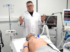 «Это настоящая бактериологическая война»: реаниматолог Волгограда о COVID-19, умерших друзьях и ИВЛ