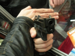 На севере Волгограда произошла стрельба: 1 в больнице