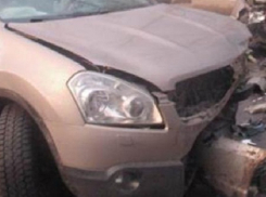 Под Волгоградом разыскивают гонщика, который сбежал с места аварии