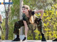 ЦПКиО заполнили дети в форме: расписание мероприятий на 9 Мая в парках Волгограда 