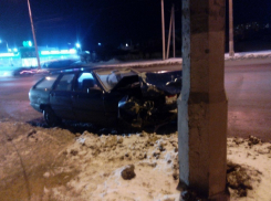 «Ауди» и «Фольксваген» столкнулись на перекрестке в Волгограде