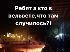 В речпорту Волгограда ночью произошёл пожар 