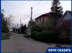 «Ждать 28 лет?»: власти забыли добавить частный сектор в Волгограде в очередь на освещение