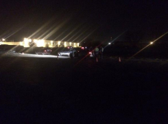 В Волжском столкнулись две «Лады» и Mercedes