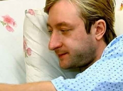 Евгений Плющенко получил еще одну серьезную травму позвоночника