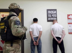Штурм спецназом офиса микрокредиторов в Волгограде попал на видео