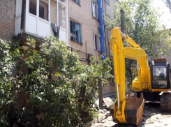 В Волгограде начали разбирать взорванный дом на Университетском