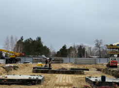 Сварка колонн 120-метрового колеса обозрения началась в Волгограде