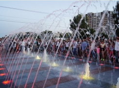 Фонтан с 30 пенными струями обещают открыть на центральной набережной Волгограда