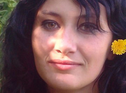 Под Волгоградом пропала 18-летняя мать троих детей