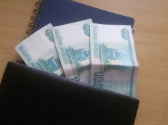 Почти 3 тыс рублей запросил волгоградский таксист за дорогу от аэропорта до центра города