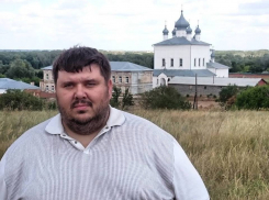 Активист Алексей Ульянов обвинил администрацию региона в запланированном браке дорожных работ 