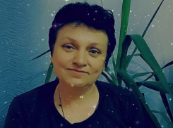 Воспитателя с онкологией лишили работы и зарплаты из-за отсутствия прививки от COVID-19