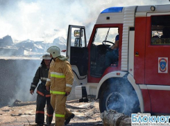 В Волгограде на Аллее Героев горела художественная мастерская