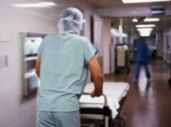 Житель Волгоградской области погиб, подавившись сосиской