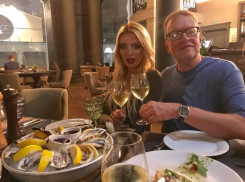 Как запретить гей-свадьбы и увеличить посещаемость ресторана в разы