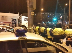 Полиция Волгограда объявила в розыск машины открывших стрельбу на юге города