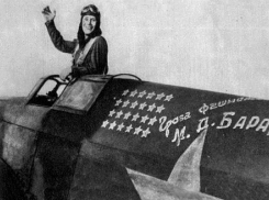6 августа 1942 года - небо над Сталинградом защищают советские летчики