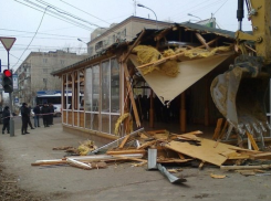 «Дары Армении» в Волгограде вновь возводит незаконную пристройку