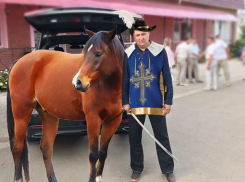 Депутат Осипов назвал депутата Госдумы Боярского «подросший «динозаврик» и «каналья»