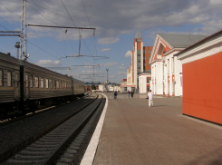 Под Волгоградом попал под поезд 34-летний военный разведчик