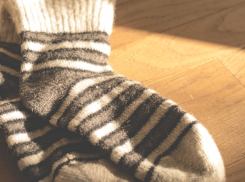 Волжские пенсионеры собрали теплые носки для омоновцев-участников спецоперации