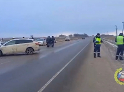 Пассажир мертв, двое в больнице: видео с места ДТП под Волгоградом