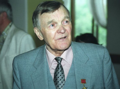 Почетному гражданину Волгограда 95 лет